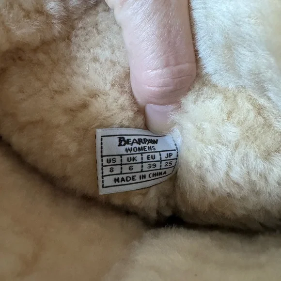 Bearpaw boots size 8 magenta - Picture 6 of 9